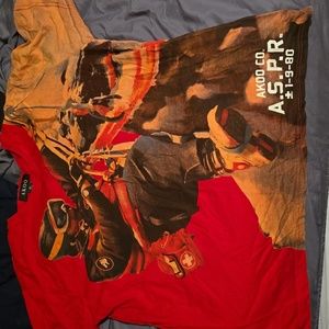 Akoo Mens XL red and gold graphic tee
